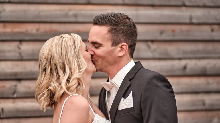 Hochzeit Braut Bräutigam Brautpaar Hochzeitsfotografie