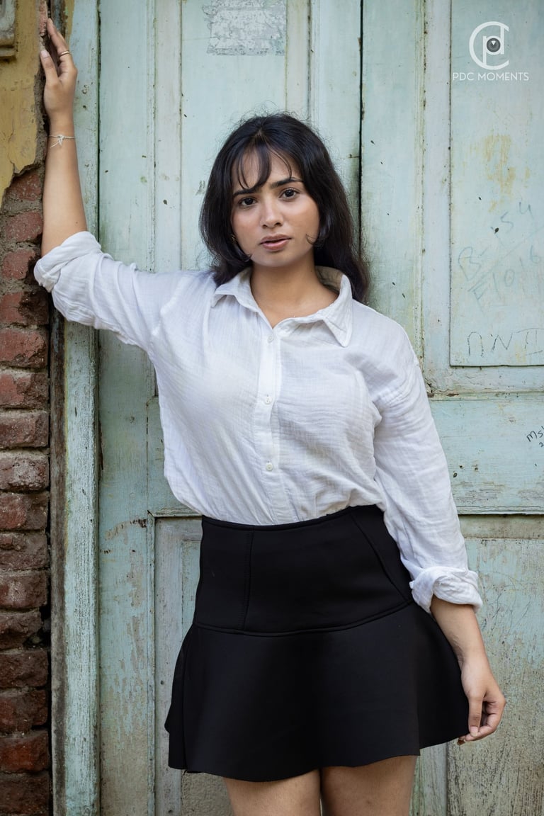 Jayasmurti outdoor fashion portrait in white shirt and black skirt, natural light PDC Moments fashion photography