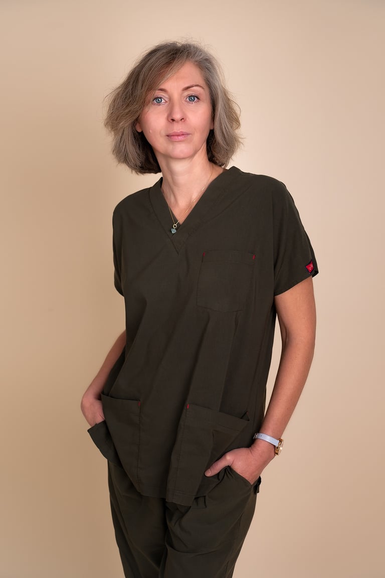 Asmeninė fotosesija, verslo fotosesija, vizualas verslui, fotosesija studijoje, fotografas Vilniuje, profilio nuotrauka