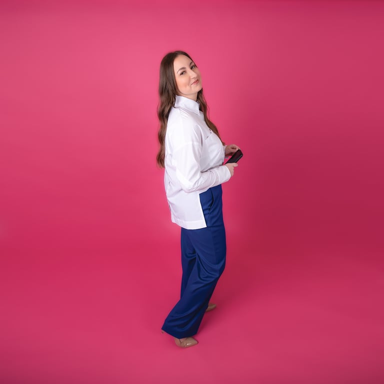 Asmeninė fotosesija, verslo fotosesija, vizualas verslui, fotosesija studijoje, fotografas Vilniuje, profilio nuotrauka