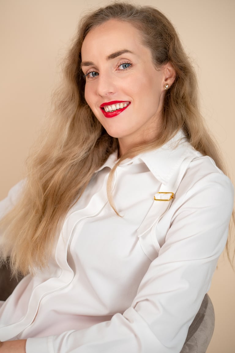Asmeninė fotosesija, moterų fotografija, asmeninės nuotraukos, profilio nuotraukos, verslo portretai