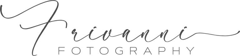 Frivanni Fotografía - Fotografía de Partos, Recién Nacidos, Familias y Niños en Quito. logo