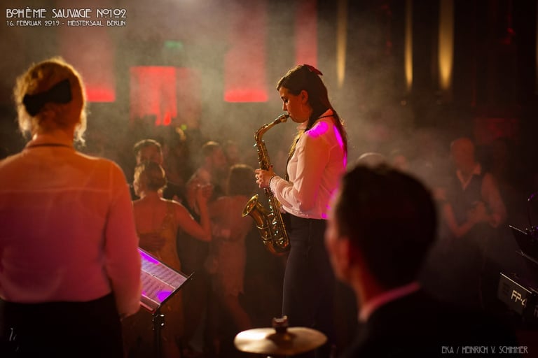 Música ao vivo saxofone para receção corporativa em Portugal