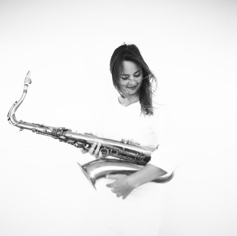 Entretenimento musical saxofone para gala corporativa Cascais