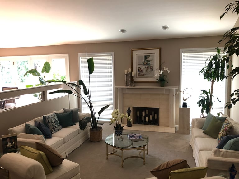 Renovated repainted space. Remodeling high-end homes Woodinville, Redmond, Kirkland, Bellevue, WA