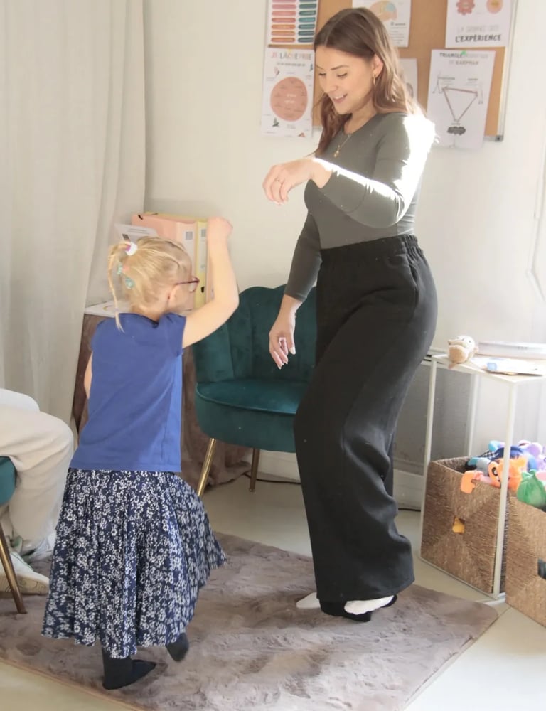 Améliorer la confiance en soi chez les enfants grâce à la kinésiologie