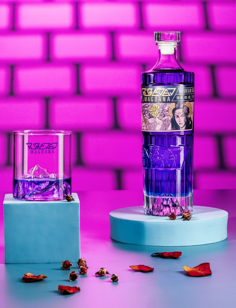 Mystic Rose, Mountain gin, Rose petals, Indigo gin. 