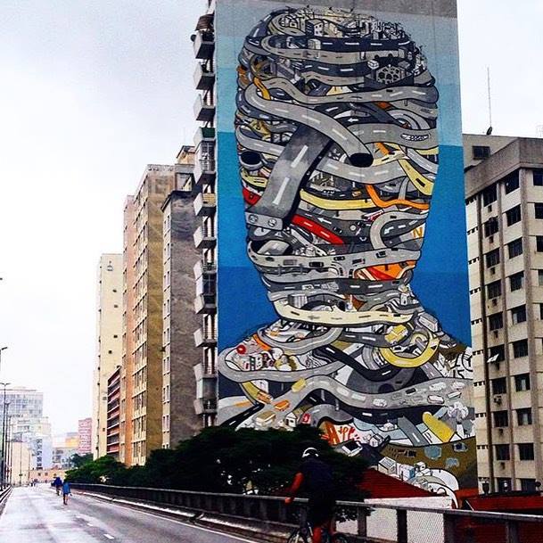 Arte no edifício do Artist Tec