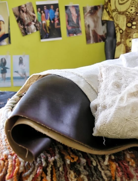 Atelié de design e costura de moda ecológica da CicloAmbiental