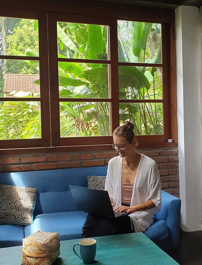 Julia Dencker, Expertin für inneren Frieden - Bali, Indonesia.