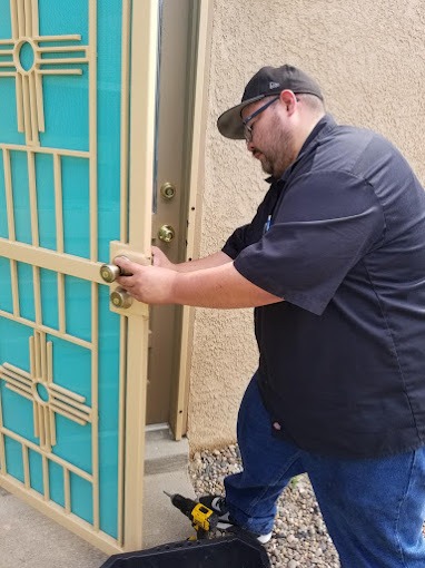 locksmith unlocking door