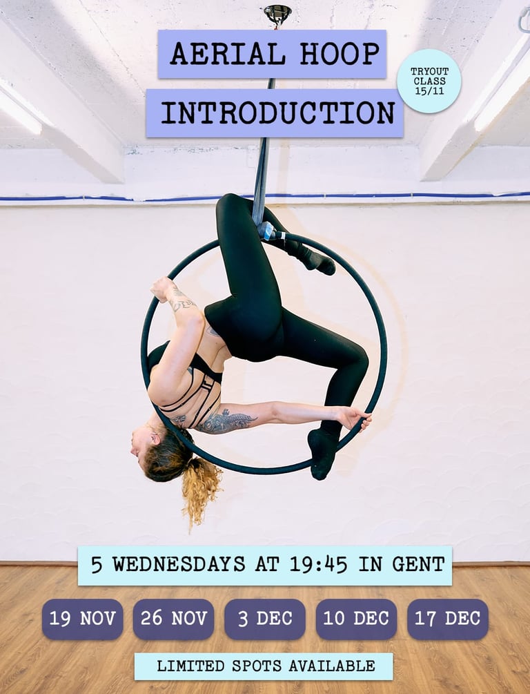 een aerial hoop leerkracht die haar aerial hoop les adverteert, ze doet een oefening