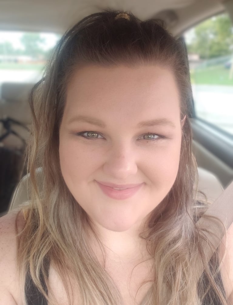 Elizabeth Clayton Picture