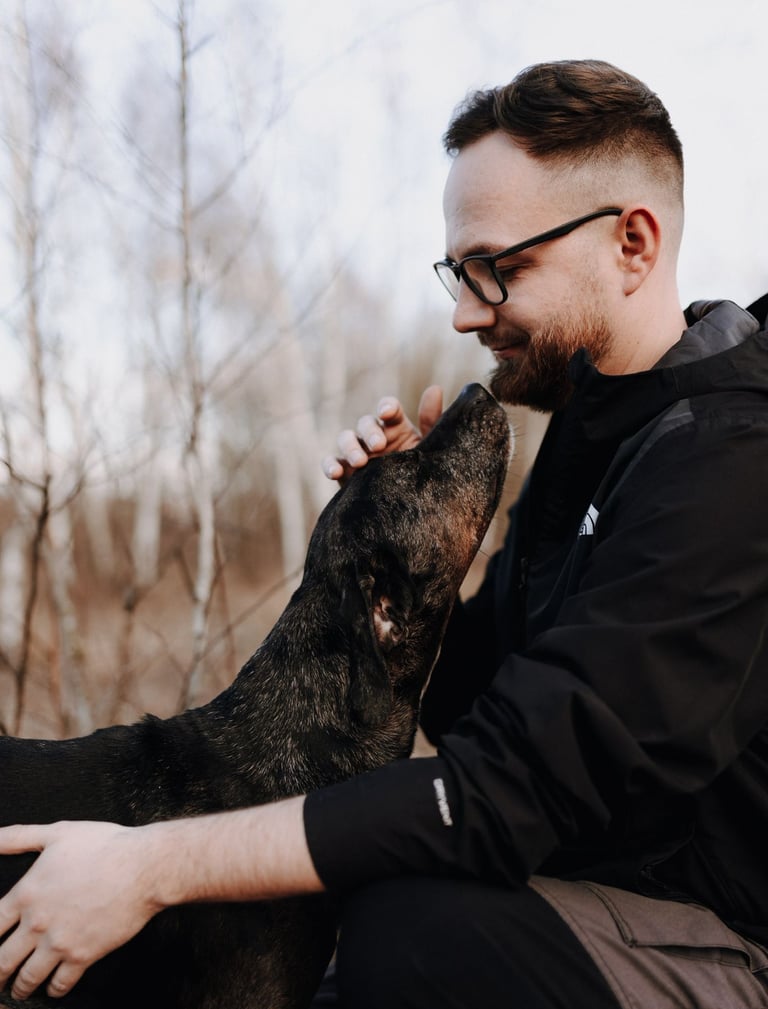 Basti Matern mit seinem Hund