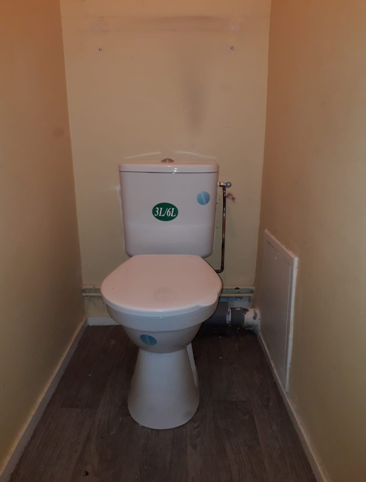 Remplacer un wc intervention sur une fuite wc près de Vienne en Isère 38200