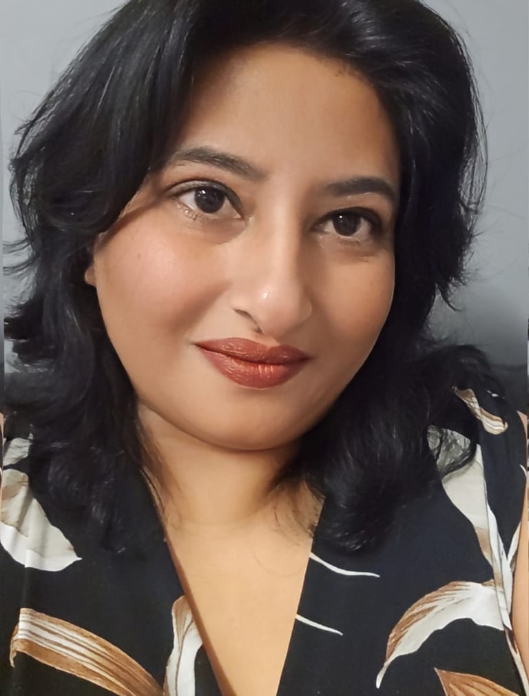 Portait Photo of Beautician Jina