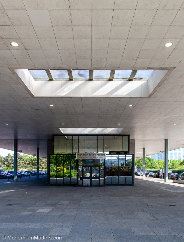 Former bus station ● Milton Keynes, UK ● Derek Yeadon - Milton Keynes Development Corporation ● 1982-1983