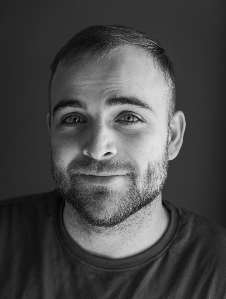 portret fotografija, crno bijela fotografija čovjeka