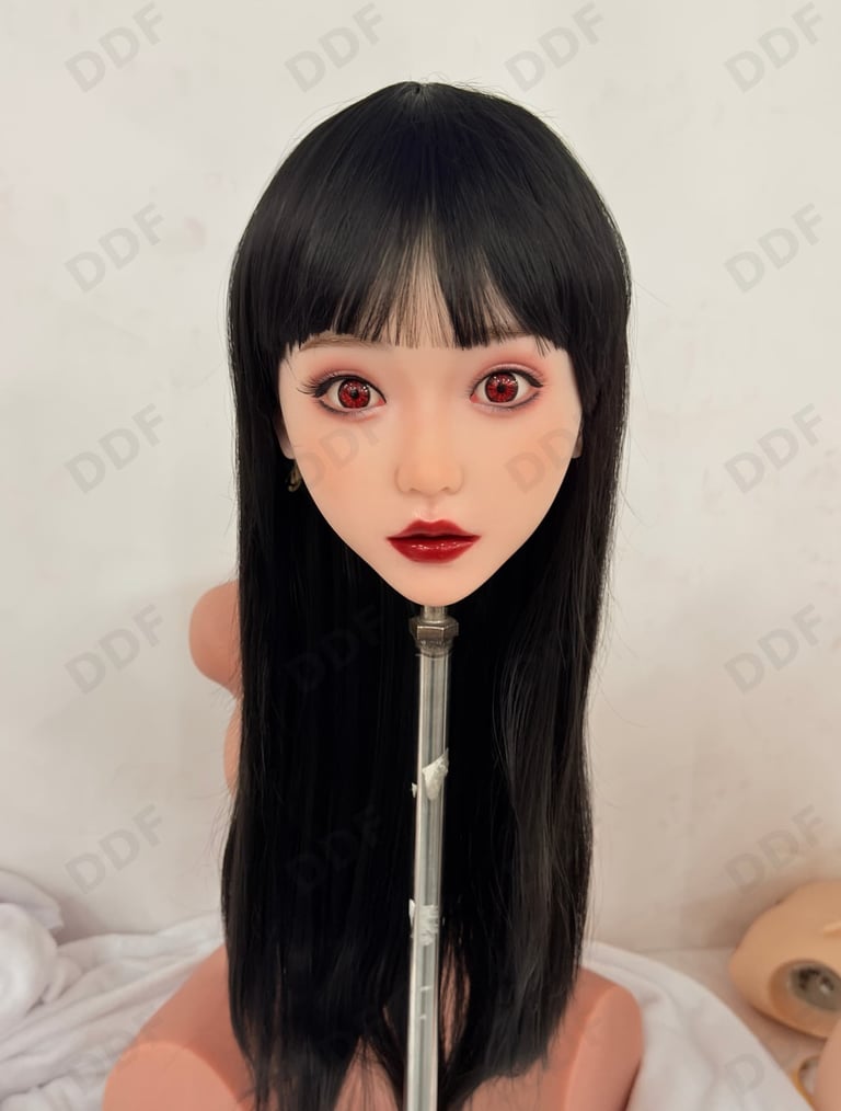 personnalisation visage poupee silicone