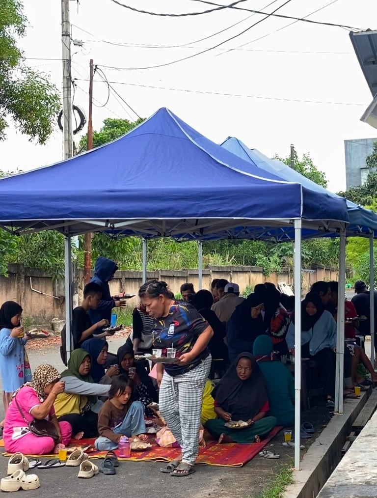 Harumas Berbagi