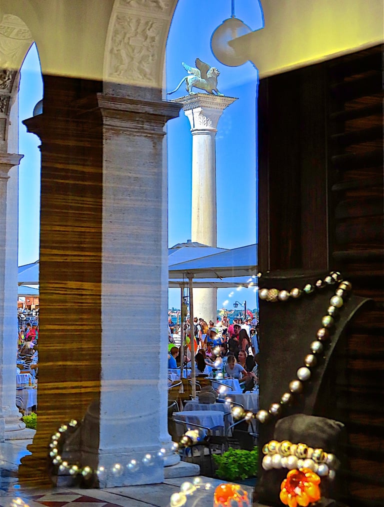 "Ven 28" © 2023 Heinz Lechner