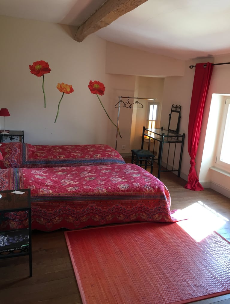 Chambre des enfants avec 2 lits en 90