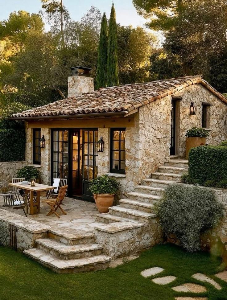 doğal görünümlü taş ev çalışması