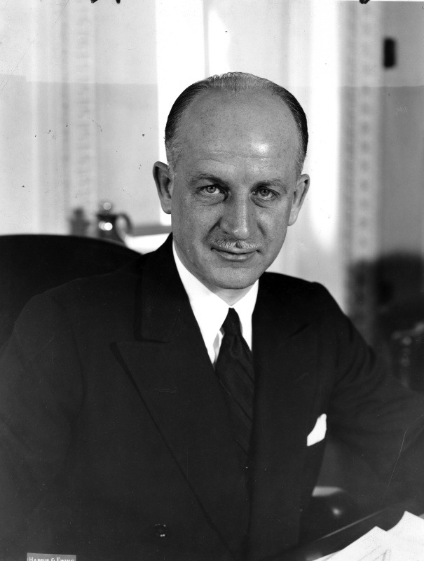 Sumner Welles was a diplomat who worked to replace Machado