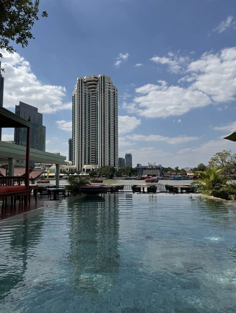 Mandarin Oriental Bangkok – Deluxe Premier Room