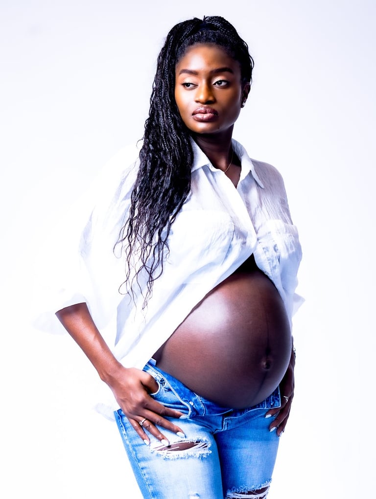 pregnant, maternity, family photography, lifestyle photography, wedding photography