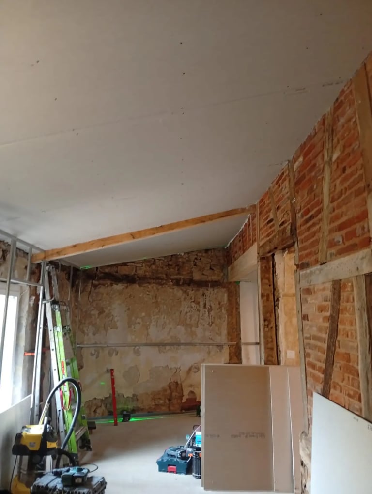 pose plaque de platre sur plafond