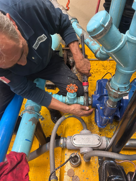 Manteniminto y reparacion de equipos de bombeo e hidroneumático