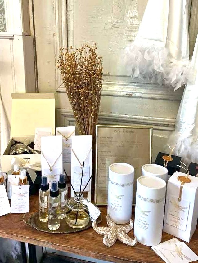 Kvaliteetsed käsitööna valminud kodulõhnastajad kingituseks äripartneritele ja kolleegidele.