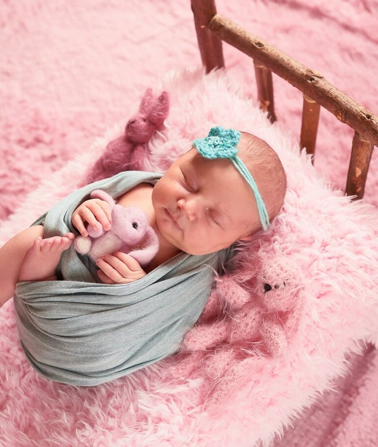 new-born-photo-editing-gentle-color-adjustment 