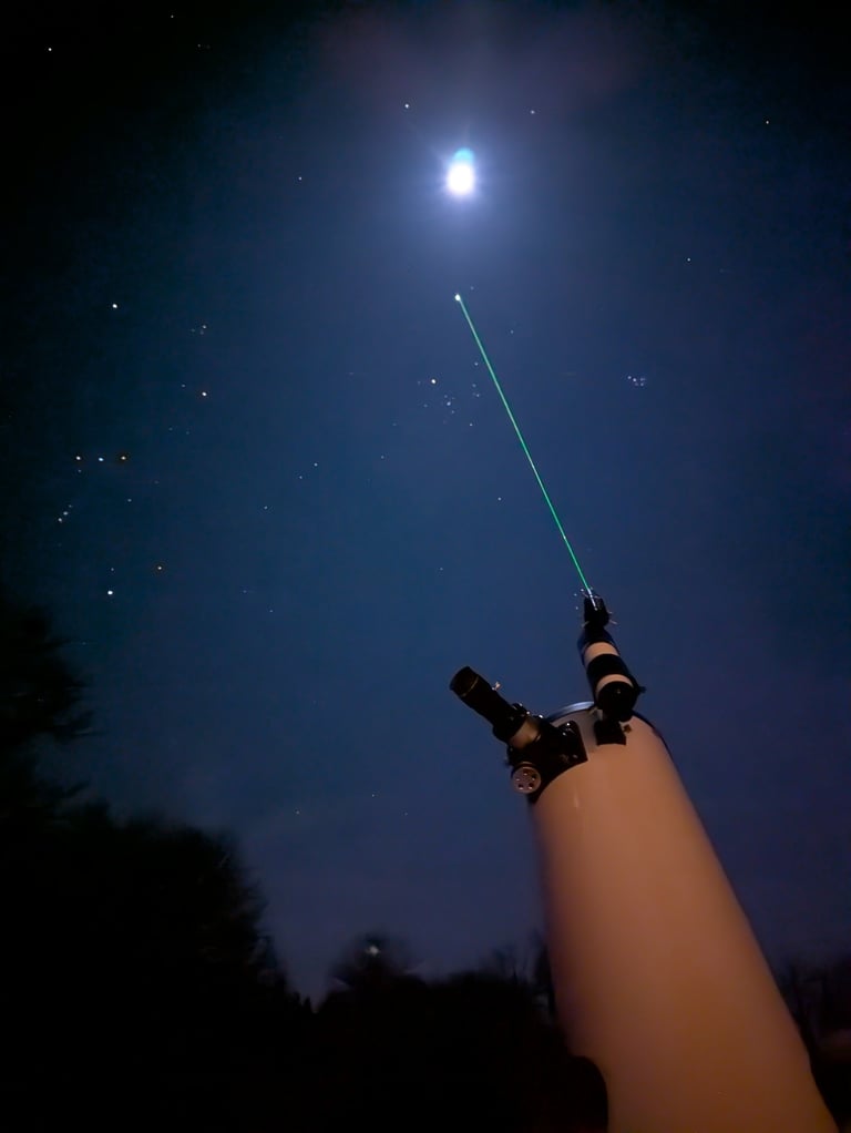 Télescope Dobson Skywatcher 200 203/1200 équipé d'un laser vert d'astronomie
