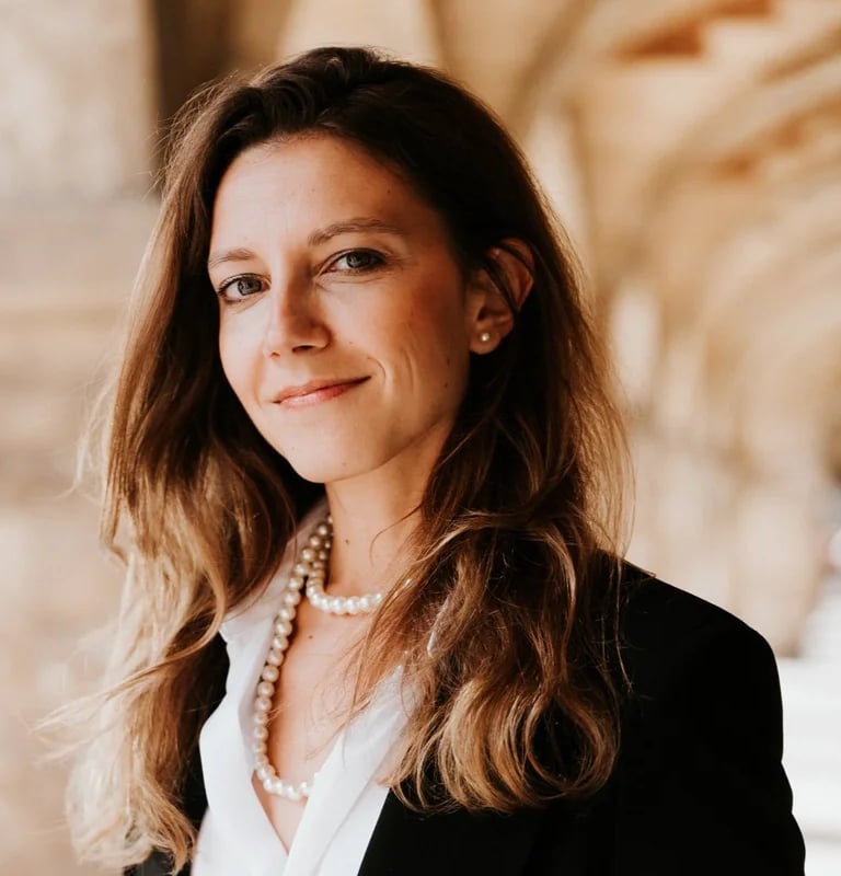 Maître Flore Aubignat, avocat à Paris 04