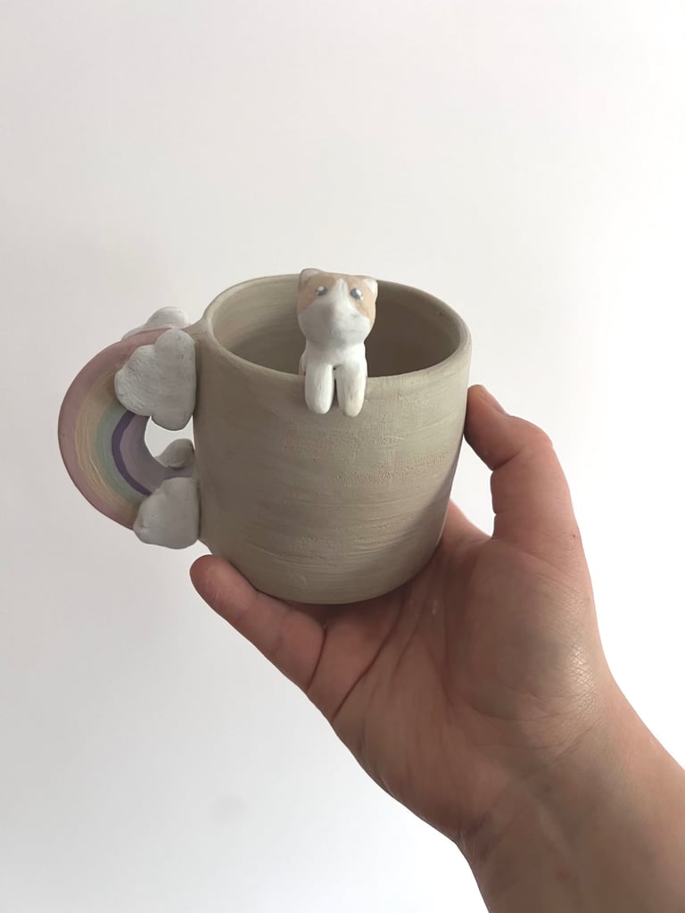 la tasse pour les amoureux des arc en ciel et des chats
