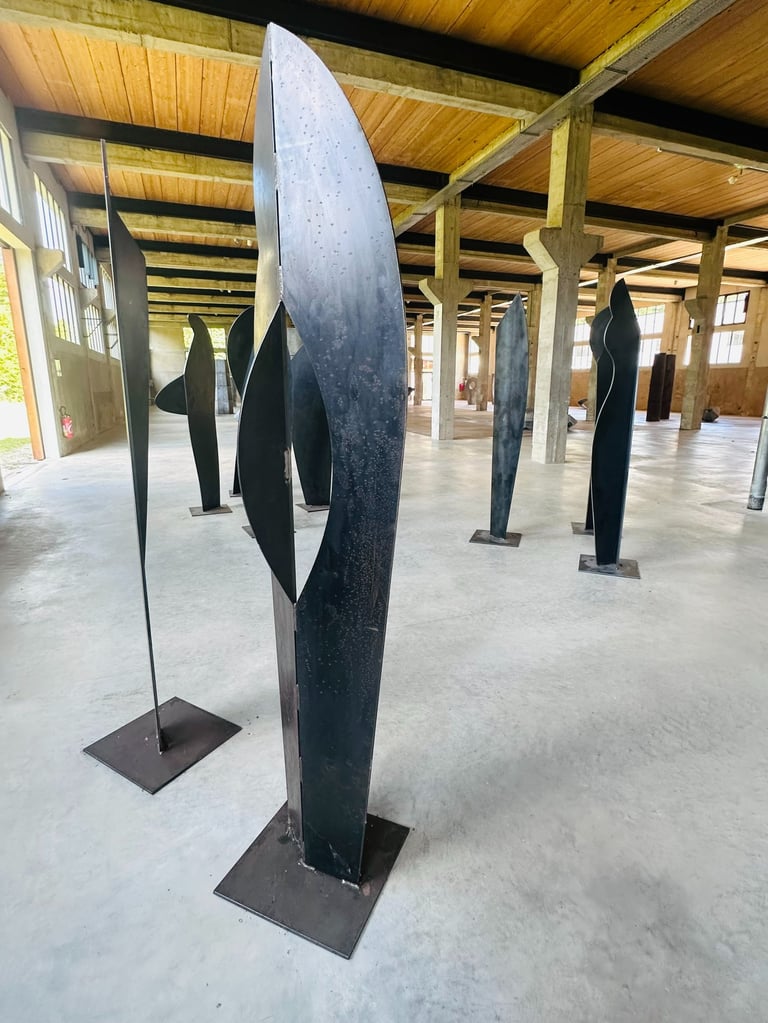 Neuf sœurs, 2024 Tôle d'acier ©16mag