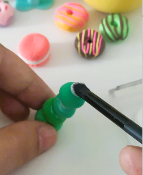 Hungry caterpila  glue