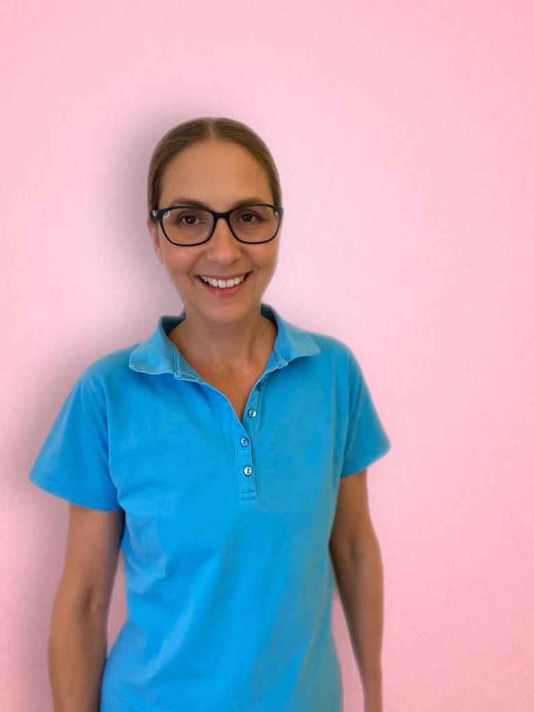 Frau Dr. med. Shirin Wellenhofer, die als Gynäkologin bei Frau Dr. Wellenhofer in Kirchheim arbeitet