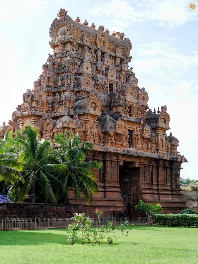 Intricately carved grand entrance gate of Brihadeeswara Temple in Thanjavur