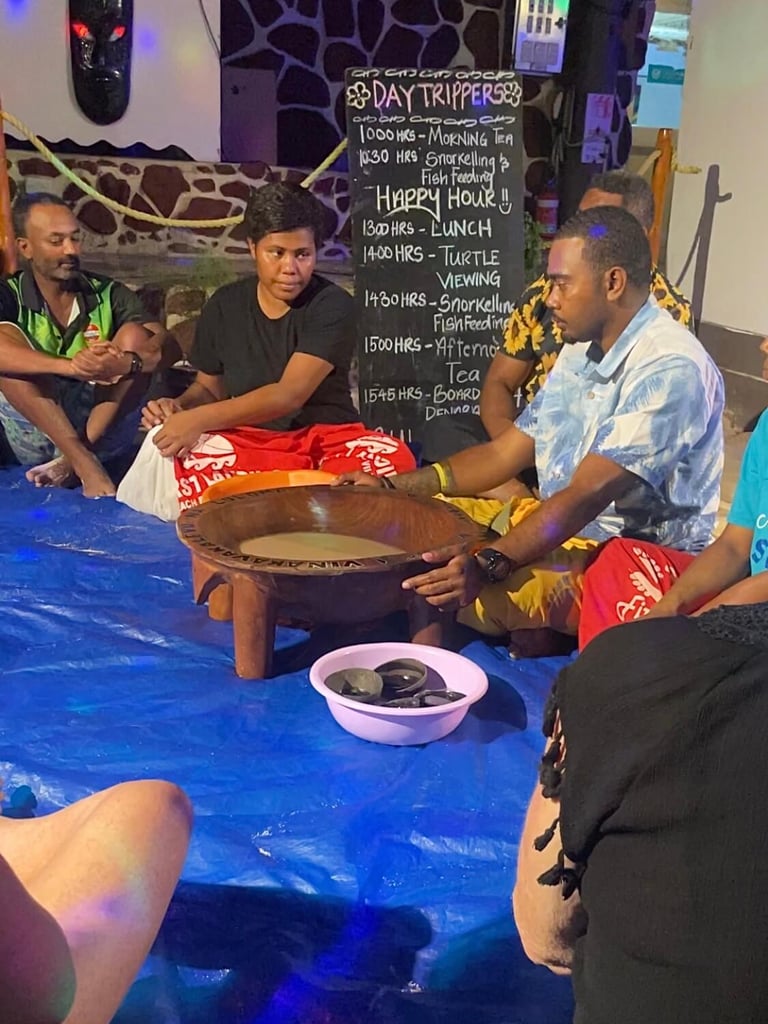 Ceremonia de kava en beachcomber island