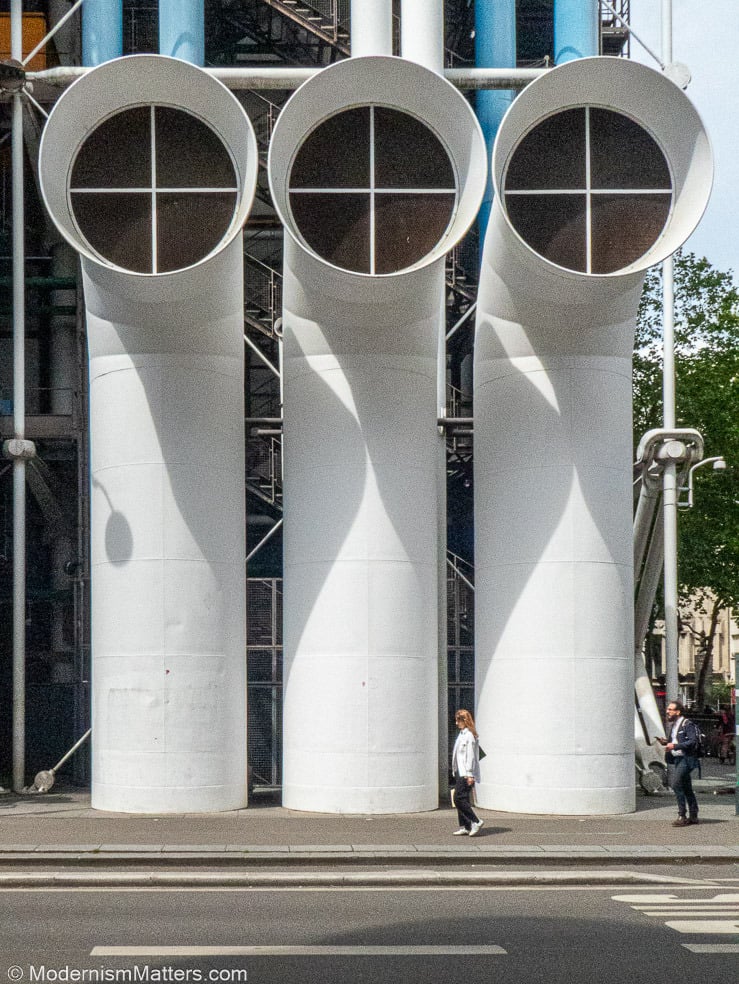 Pompidou Centre ● Paris, France ● R. Rogers, R. Piano, G. Franchini ● 1971-1977