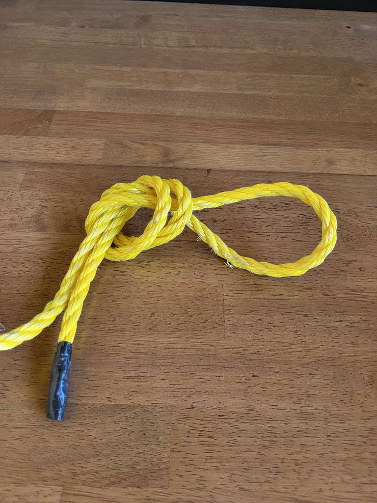 Overhand In a Bight loop knot tied in yellow P-line