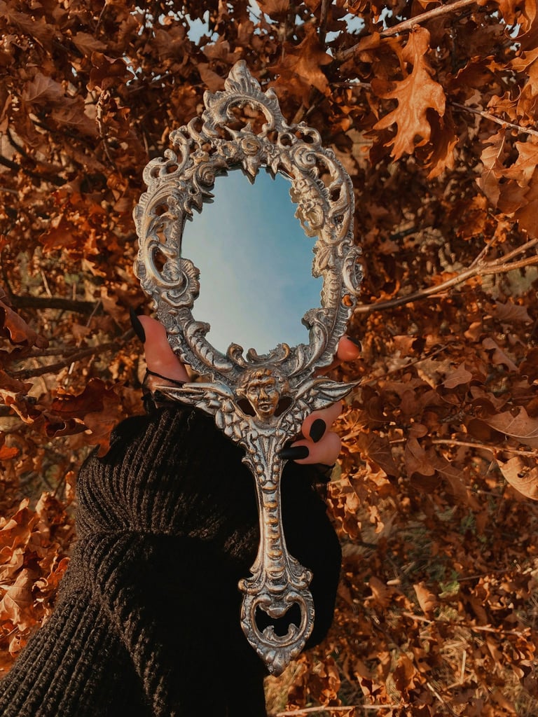 hand mirror design