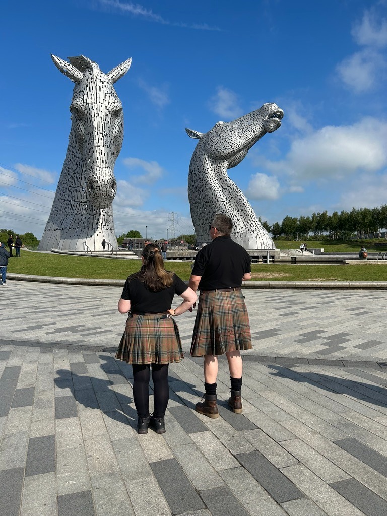 Tour Guide Scotland at the Kelpies