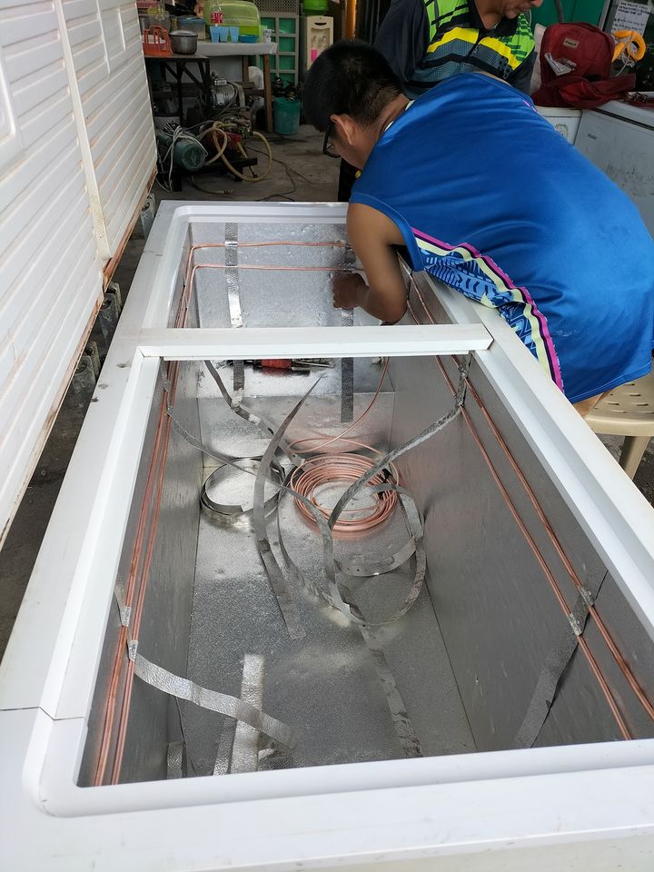 service freezer D Services