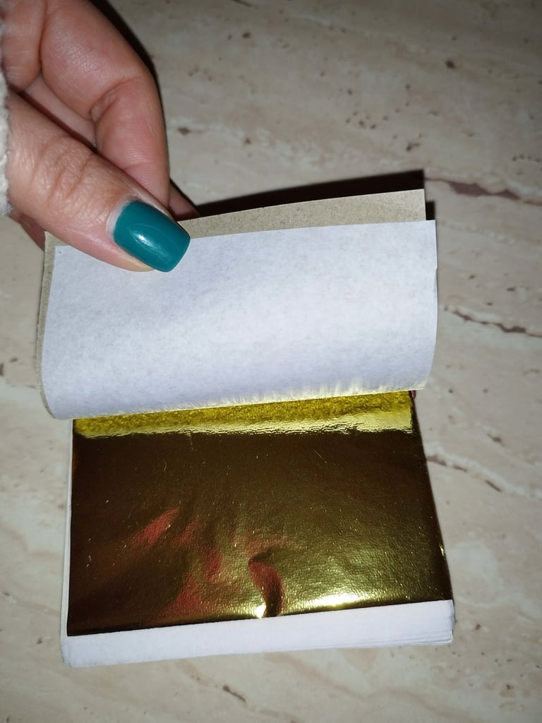 Pack of 100 imitation gold leaf sheets for art gilding painting decoration and craft projects