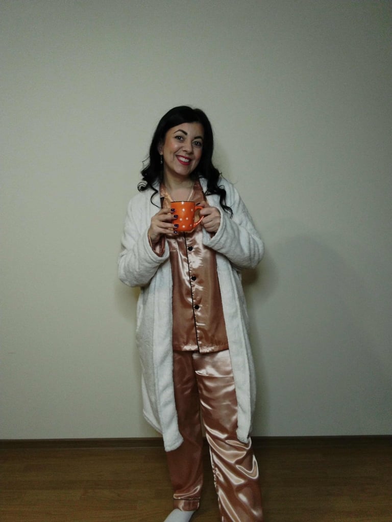 Women’s Pajamas Set – Satin Long Sleeve 2-Piece Silk Loungewear Sleepwear PJs  Relax in style 