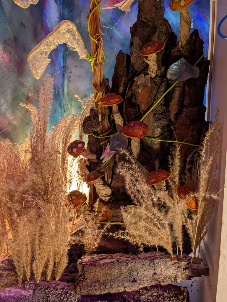 details the wardrobe of lost seasons